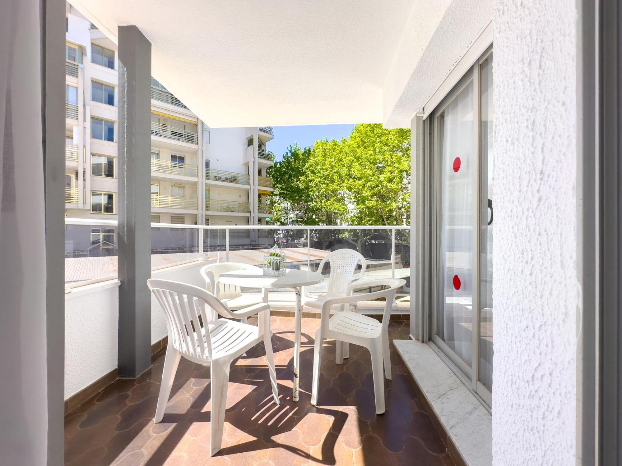Rentalmar Atlantida Apartamentos Salou Exterior foto